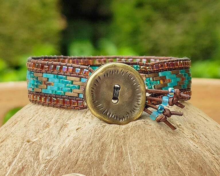 1mm Leder und Miyuki Glasperlen